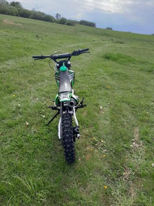 Cross Barton 125