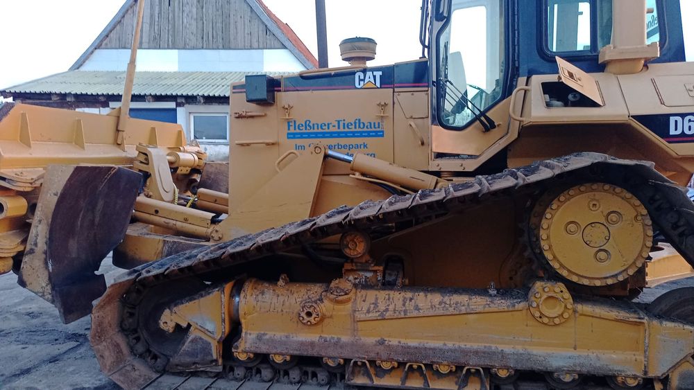 Sprzedam spycharke Cat D6M