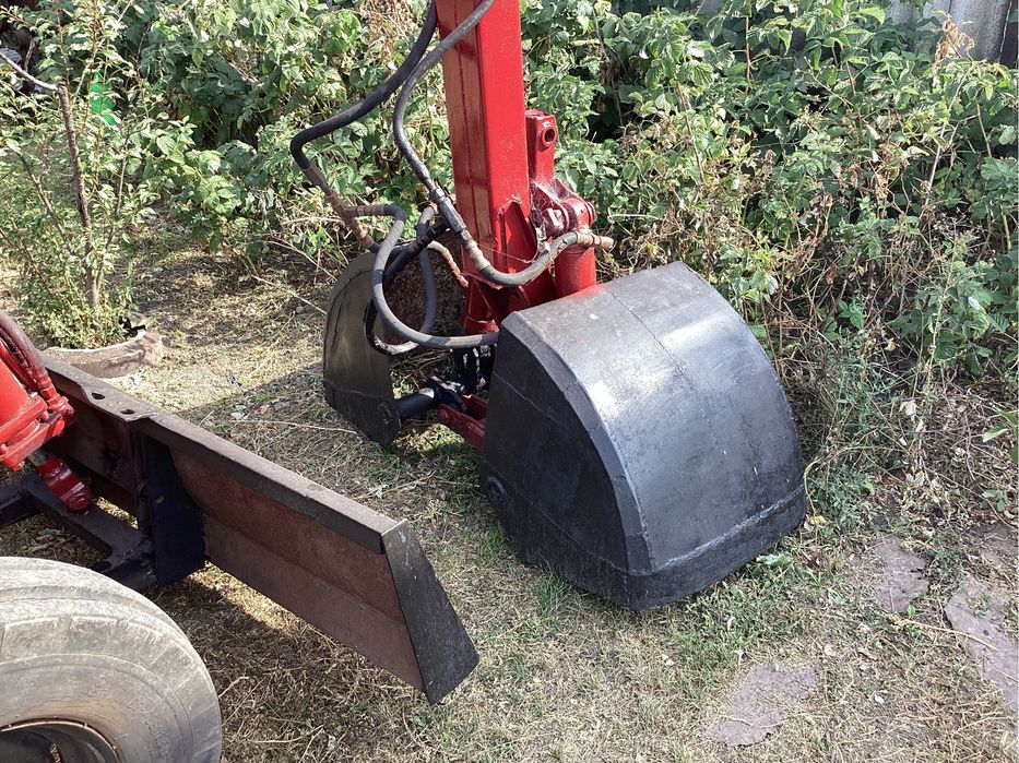 Продам трактор Т-16 та причеп