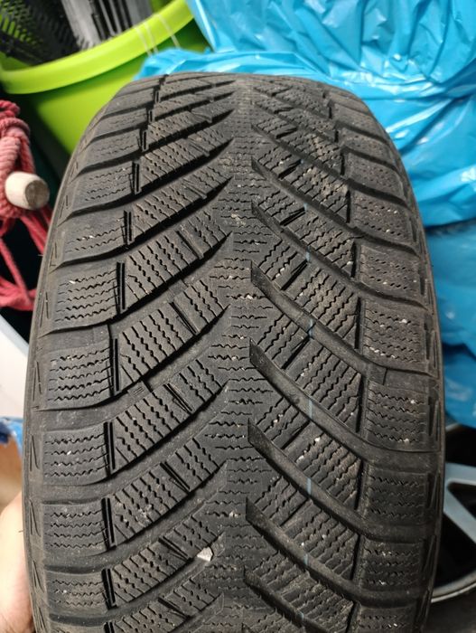 4szt Opony zimowe neowinter 225/45/R18 jak nowe