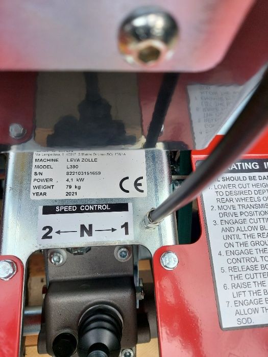 Wycinarka do darni trawy nóż 39cm Benassi L390 od ręki!. Napęd 4x4