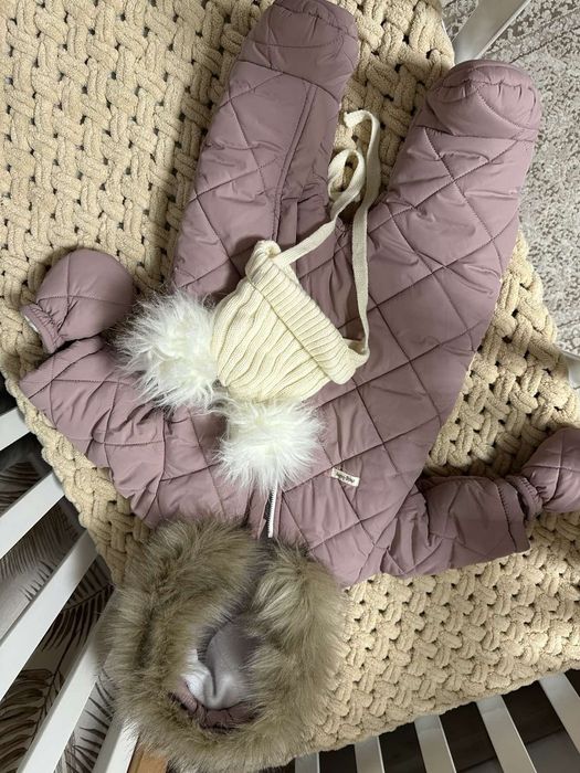 Зимовий комбінезон для дівчинки