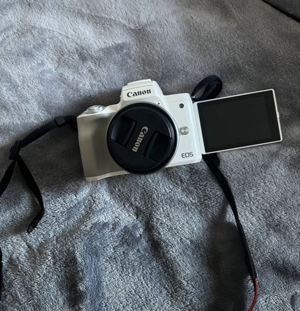 Canon M50 I - Como Nova, sem Marcas
