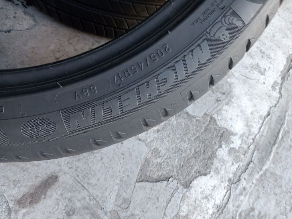 205.45.17 Michelin super stan montaż