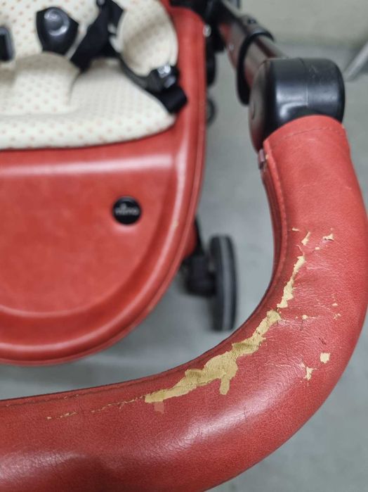 Carrinho Mima encarnado - Usado