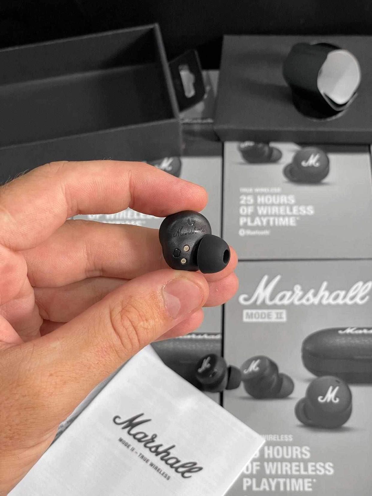 Навушники Marshall Mode ll Bluetooth(чорний і білий колір)