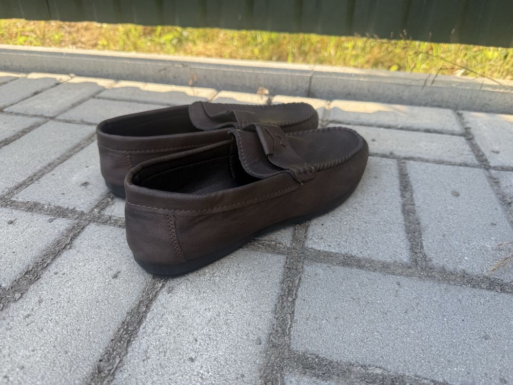 Взуття чоловічі шкіряні мокасини