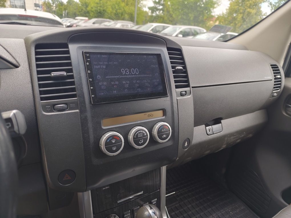 Sprzedam Nissan Pathfinder 3.0 diesel