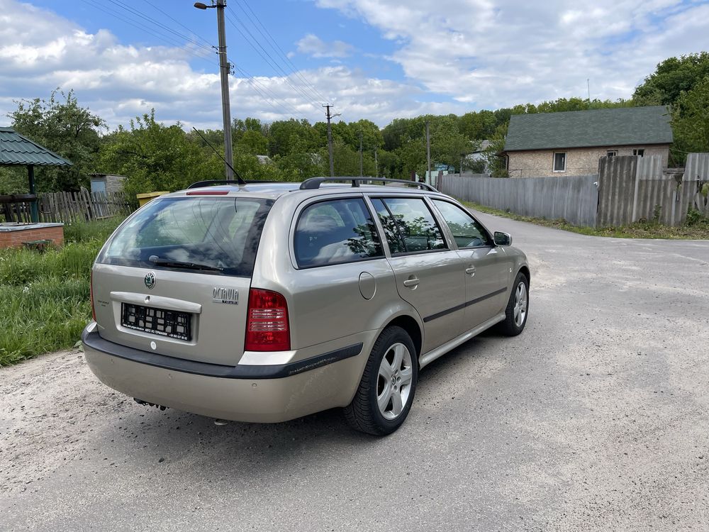 Продам Skoda Octavia 1.6 mpi Автомат