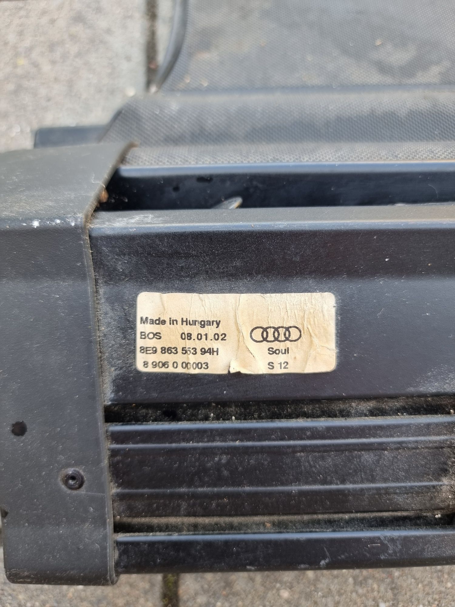 Roleta bagażnika samochodowa Audi A4 Avant B6 B7