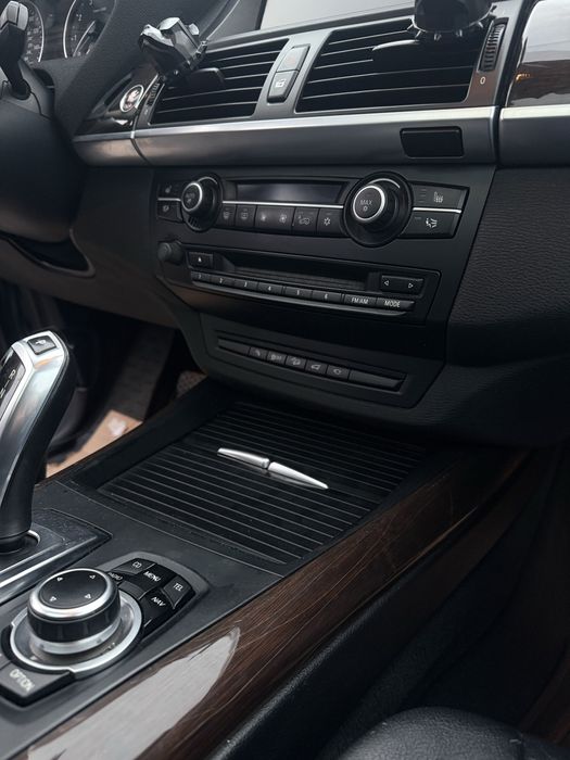 Продаж BMW e70 35i