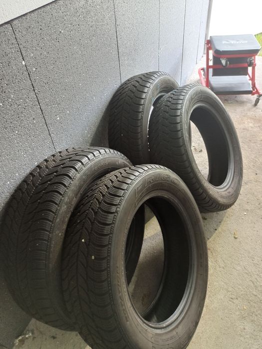 Opony zima 185/60/15 *7mm*