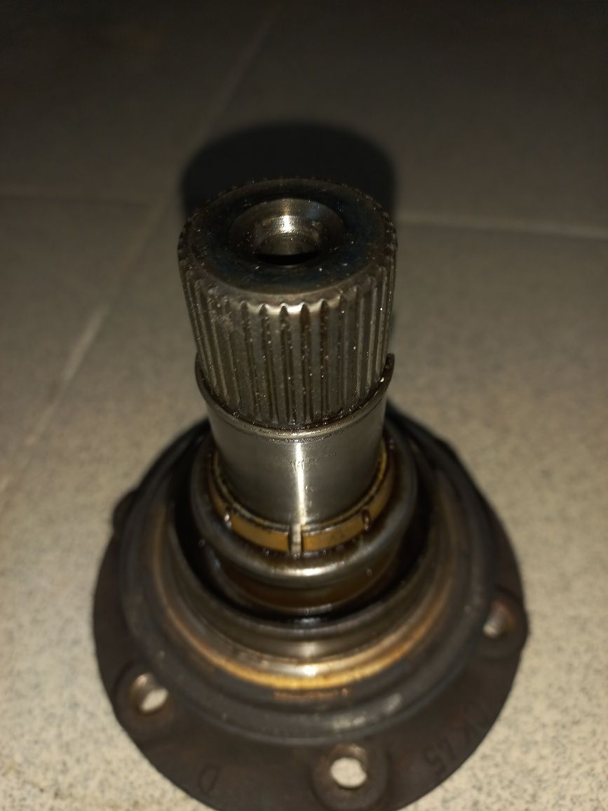 Продам флянец МКПП octavia a5