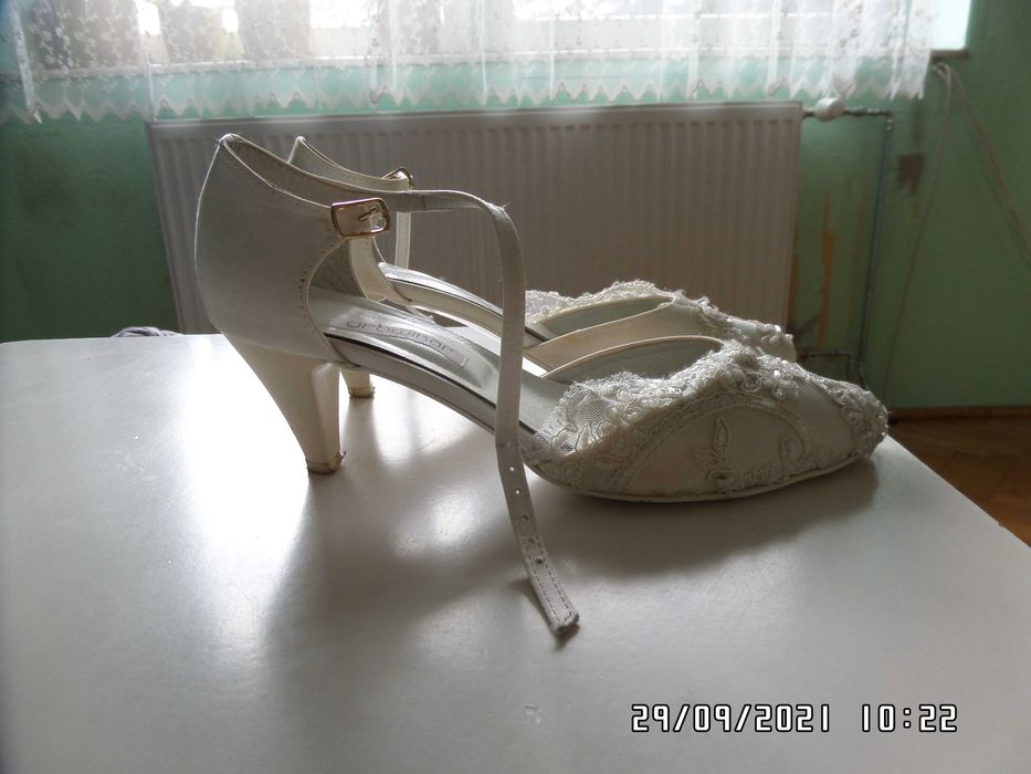 Buty ślubne r.36/37