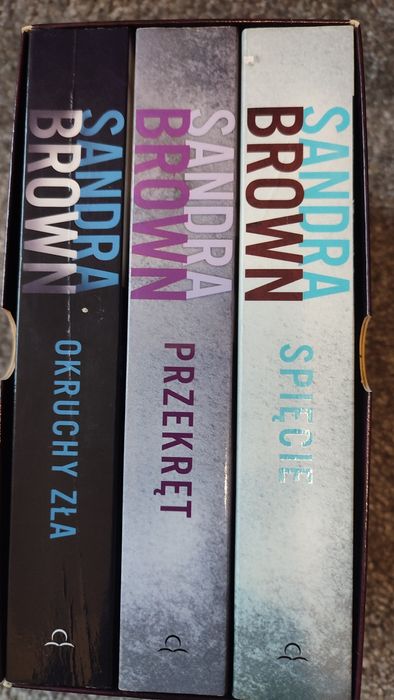 Zestaw 3 książek autorki Sandra Brown stan BDB