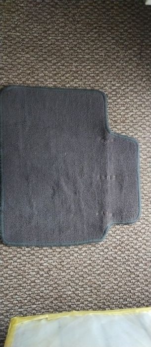 Автомобільні коврики, задні. Олх доставка