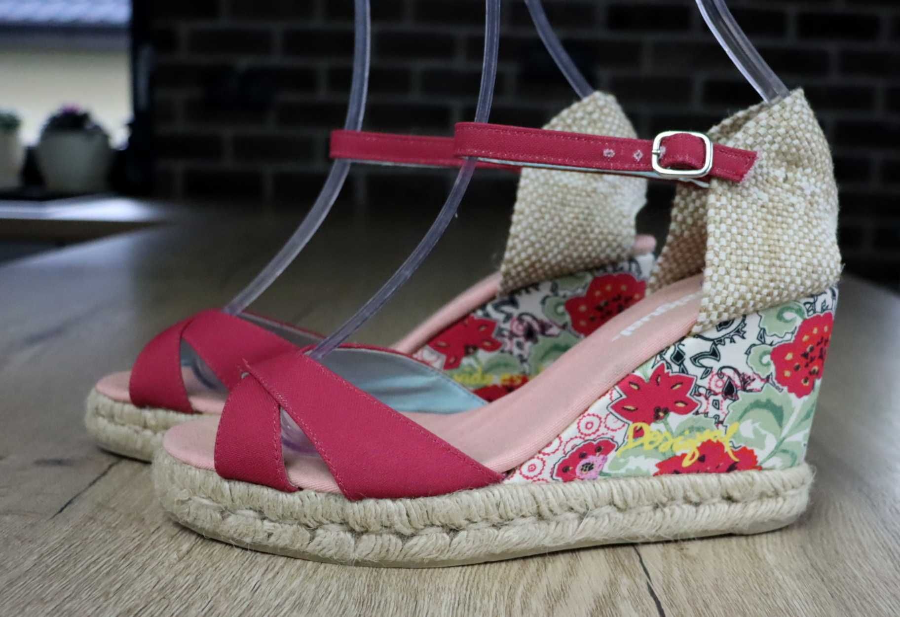 Desigual damskie sandały espadryle na koturnie 41 ( 26,2 cm)
