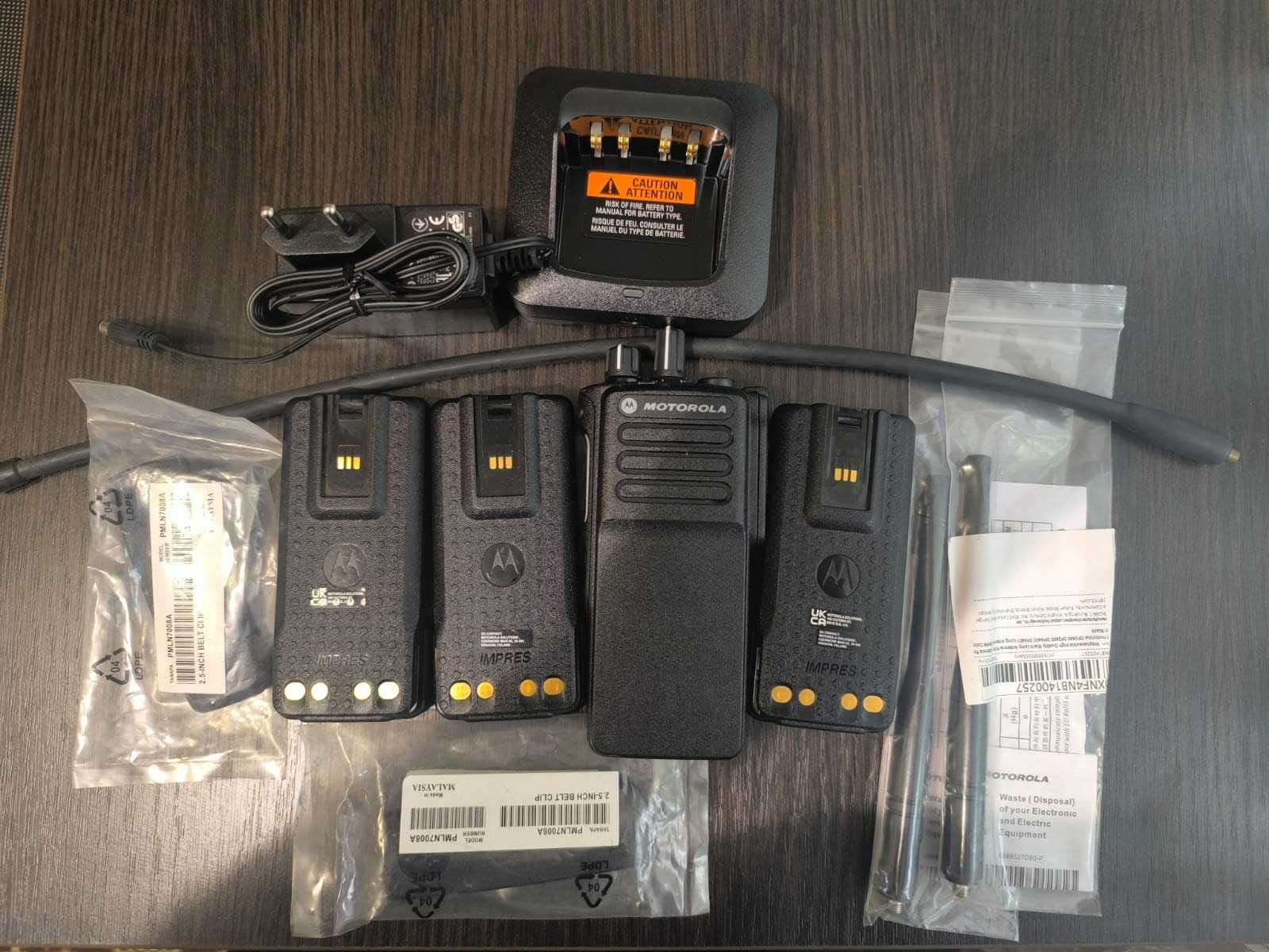 Motorola DP4401e VHF + AES 256 VHF 136-174 МГц