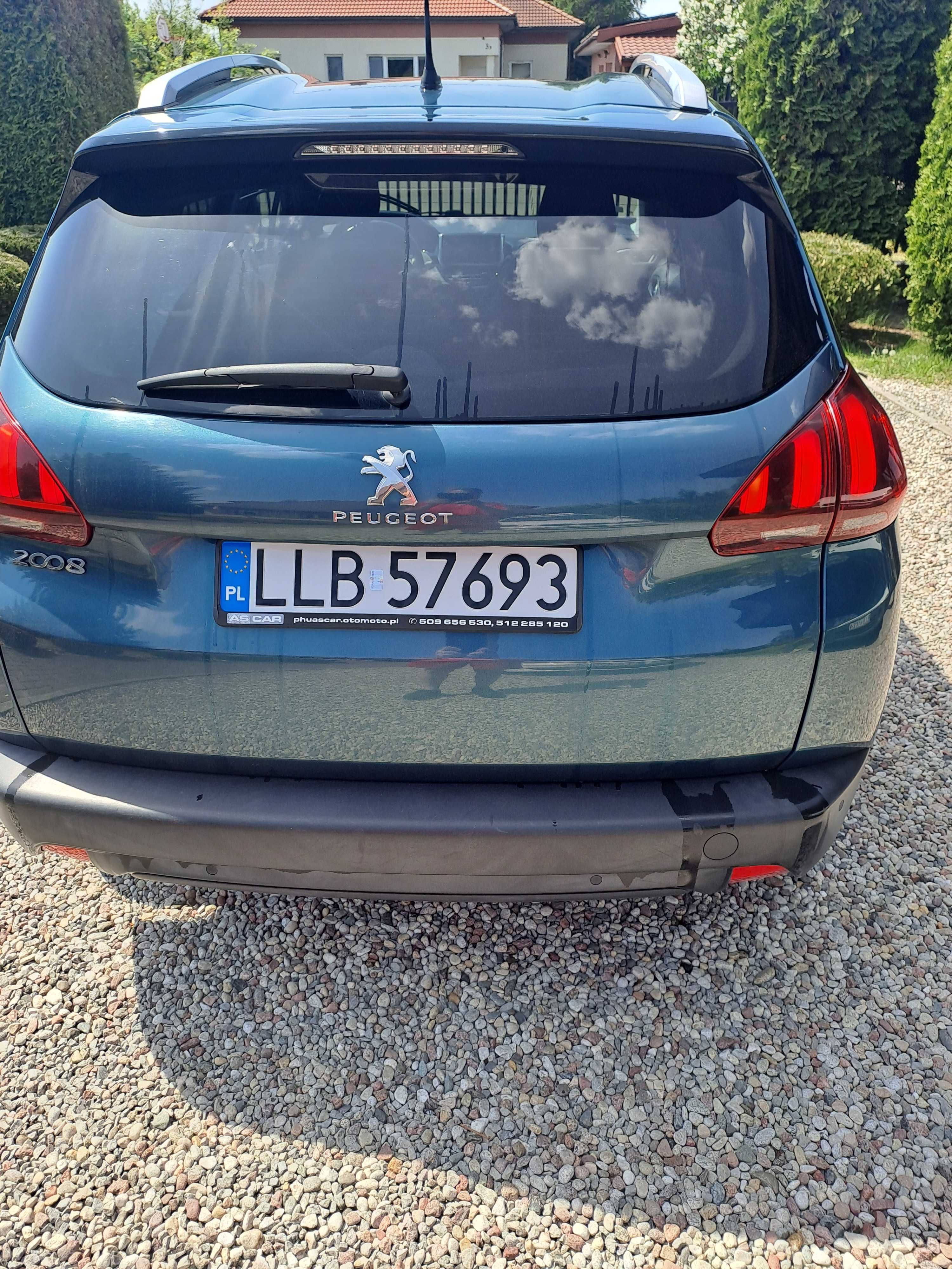 Peugeot 2008 Allure Crossover 1.6 blue HDI