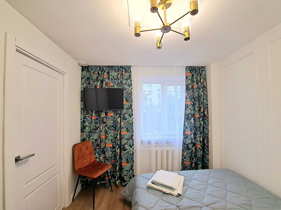 NEW Квартира біля ТРЦ Никольский, джакузі, SMART TV, центр, подобово