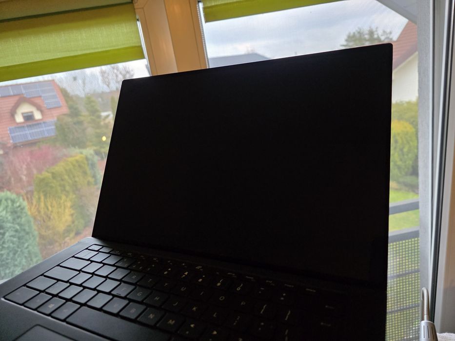 Notebook Precision Dell 5550 i9-10885H 64G 1TB W10
od
Dell