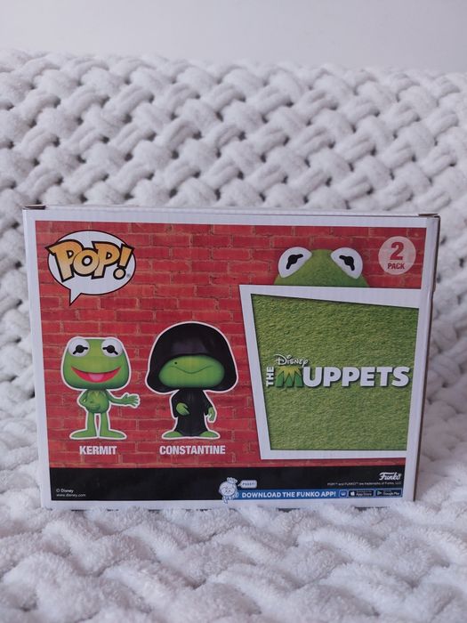 Funko pop kermit & constantine