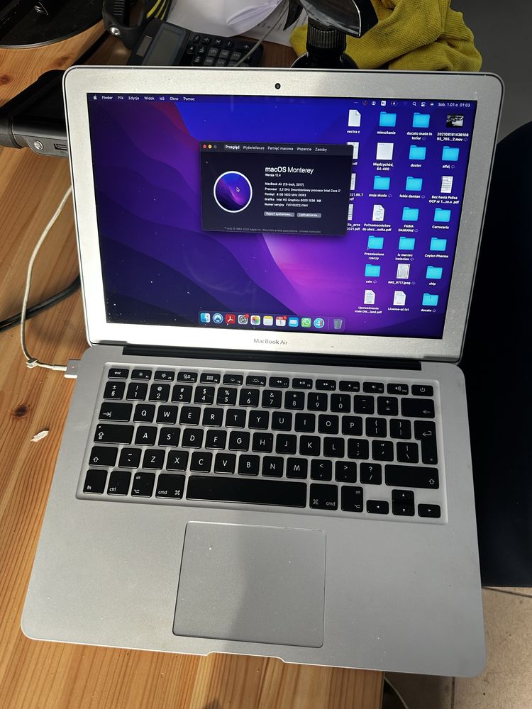 Macbook air 2017 core i7