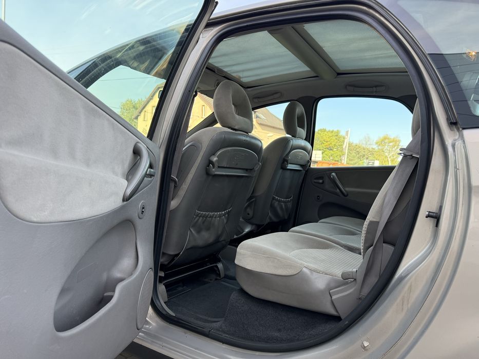 Citroen Xsara Picasso 1.8 LPG Panorama Długie opłaty