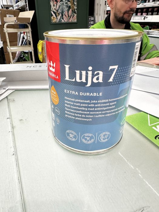 Farba tikkurila 0.9l ncs s 3020-b70g