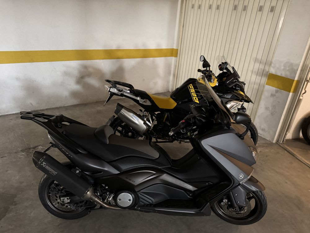 Tmax 530 de 12/2013 com extras e 18441kms