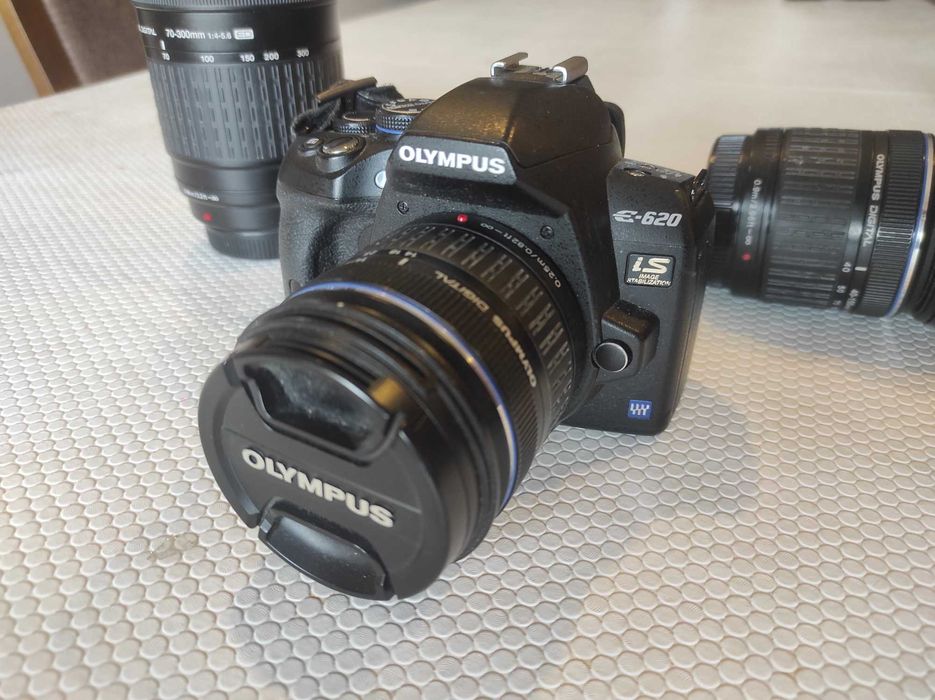 Máquina Olympus E-620
