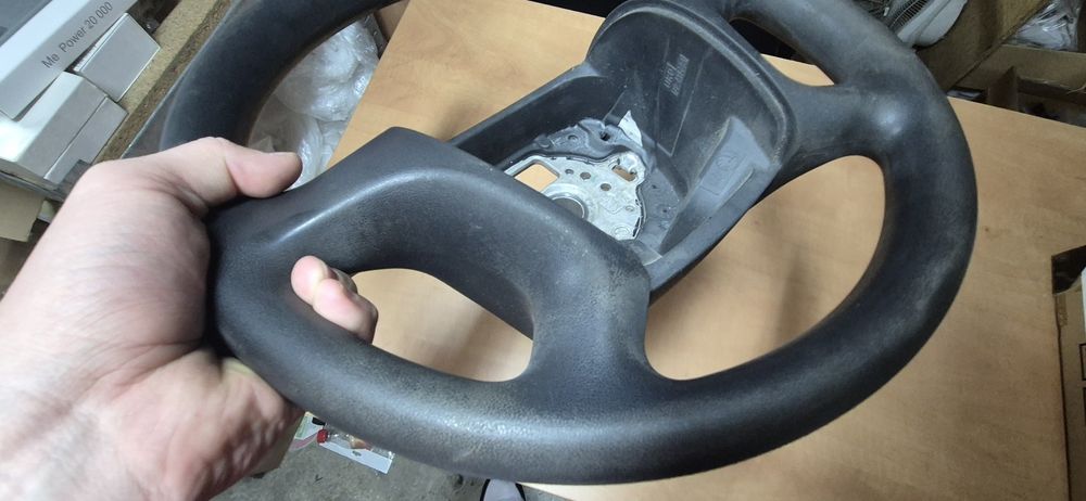 Продам кермо для Skoda Octavia a5