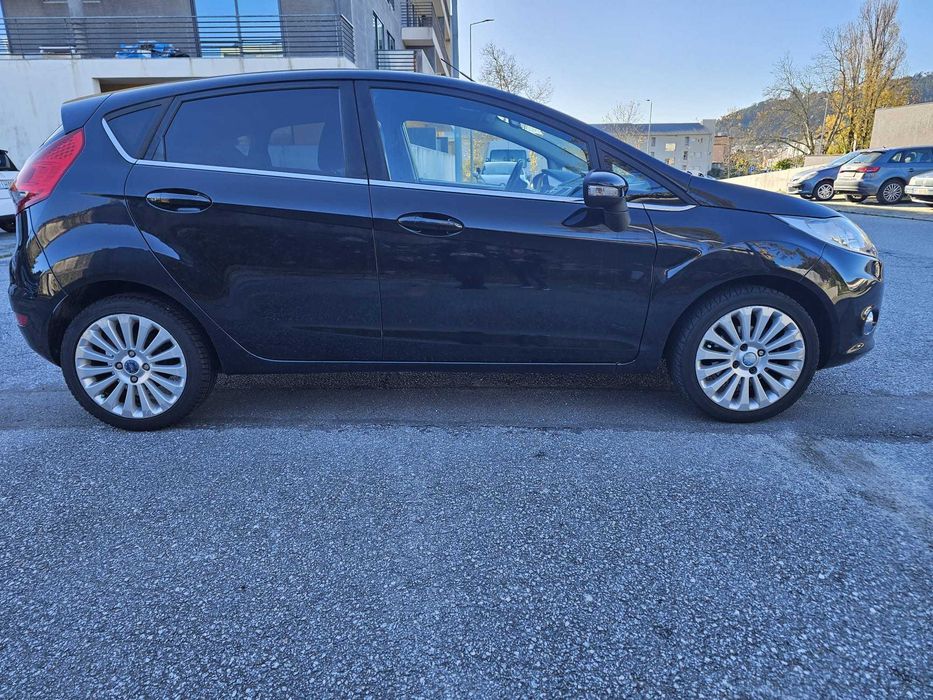 Ford Fiesta 1.25 Titanium, 2010, 5P| Único dono
