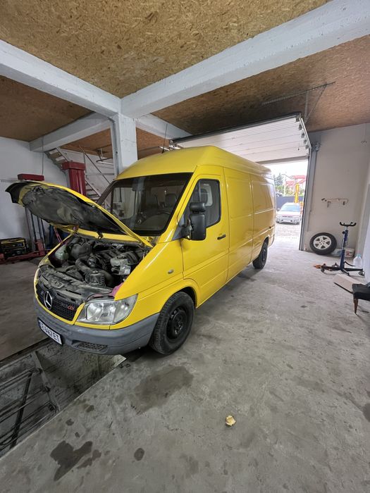 Мерседес спрінтер