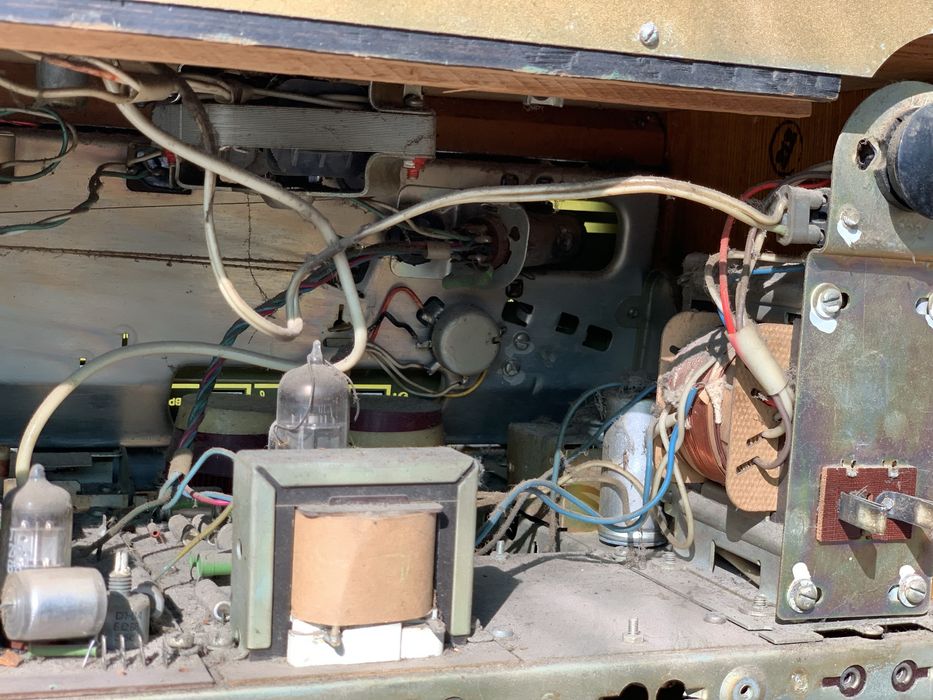 Лампова  радіола RIGONDA