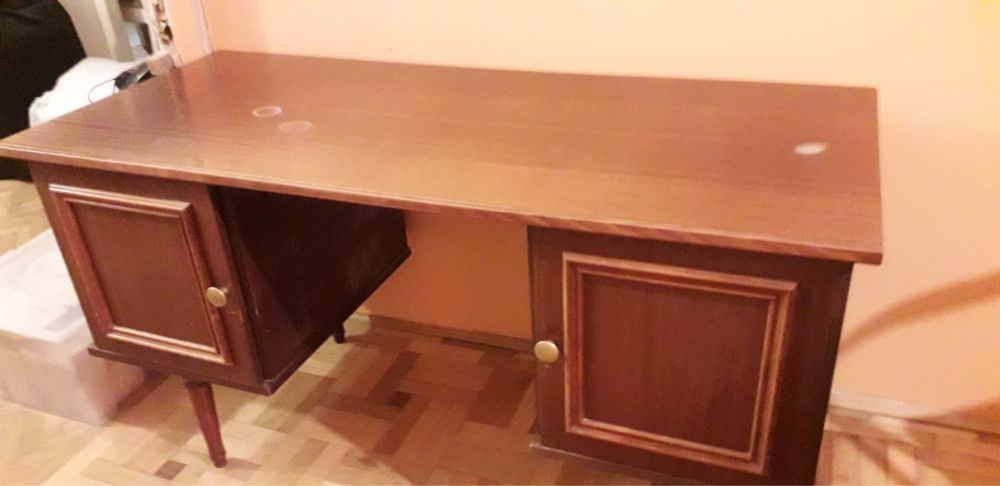 Solidne biurko 135x57