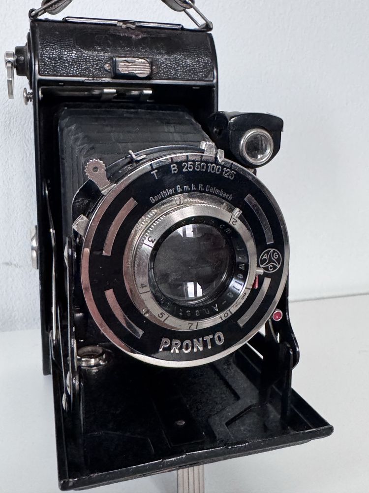 Aparat analogowy miechowy Balda Juwella Anastigmat z około 1936 roku.