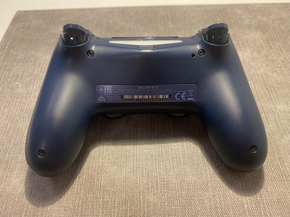 Pad PS4 Sony DualShock 4 500 Million Limited Edition