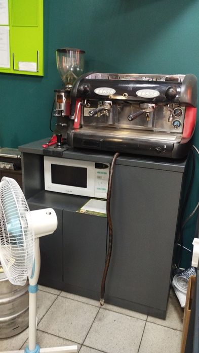 Продажа (обмін) меблі для кав'ярні