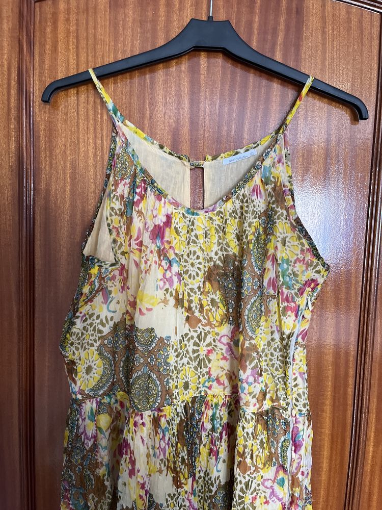 Vestido de alsas comprido