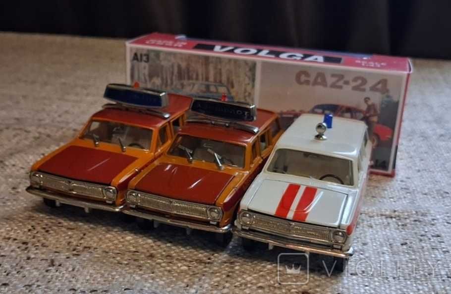 3 моделі ГАЗ 2402 (Швидка допомога та Аерофлот)