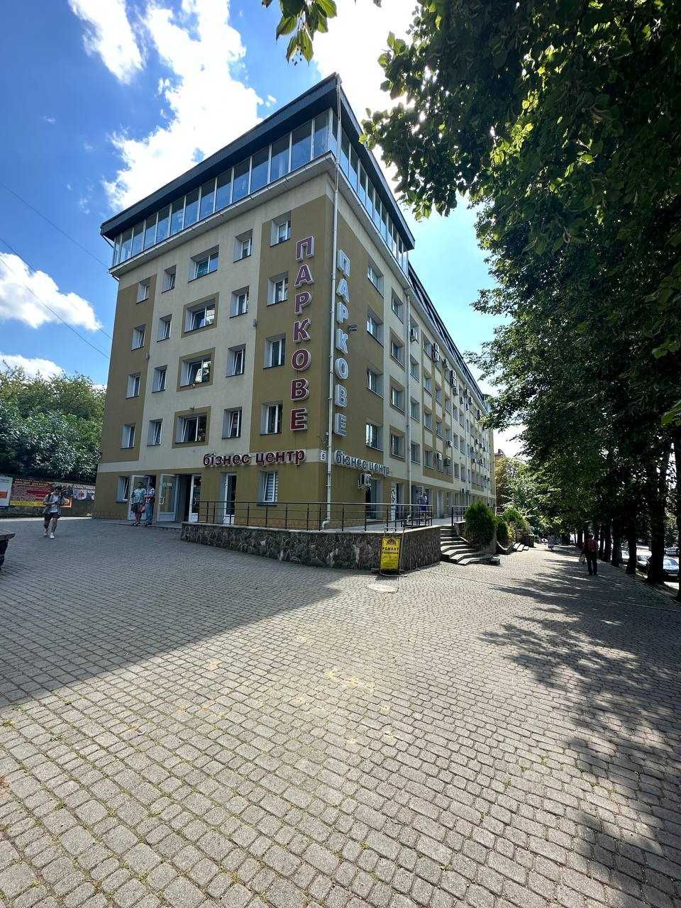 ЦЕНТР. 34м2. Здам ОФІС з Кондиціонерами біля Парку