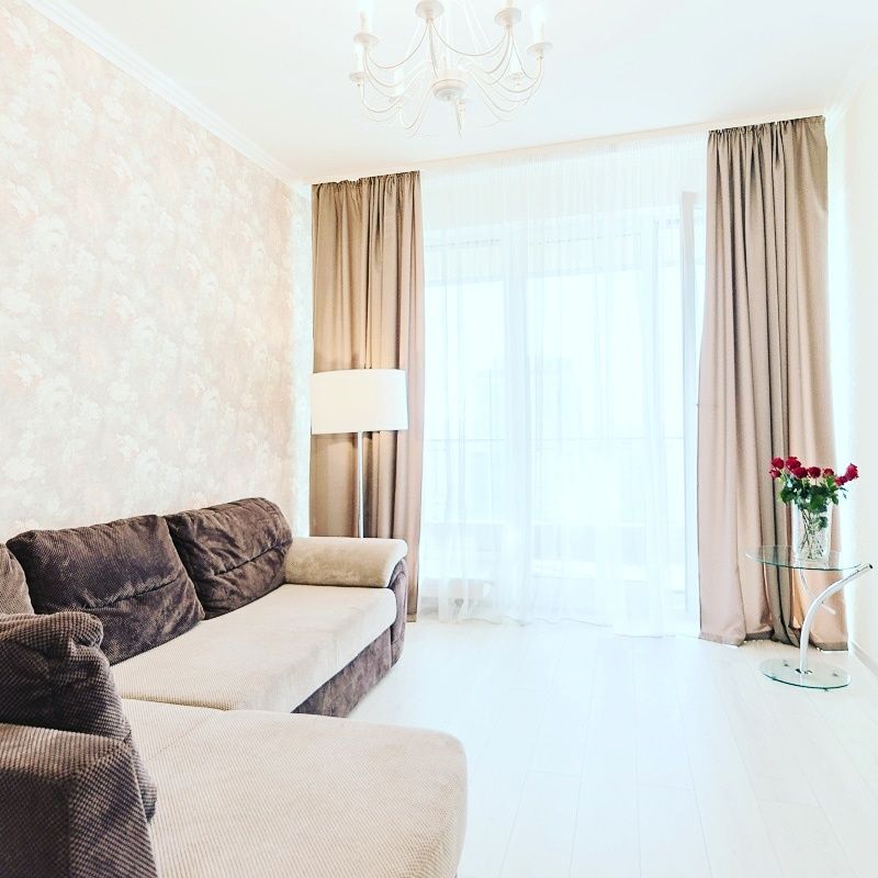 Obolon Residences з терасою 22 поверх, панорамні вікна.