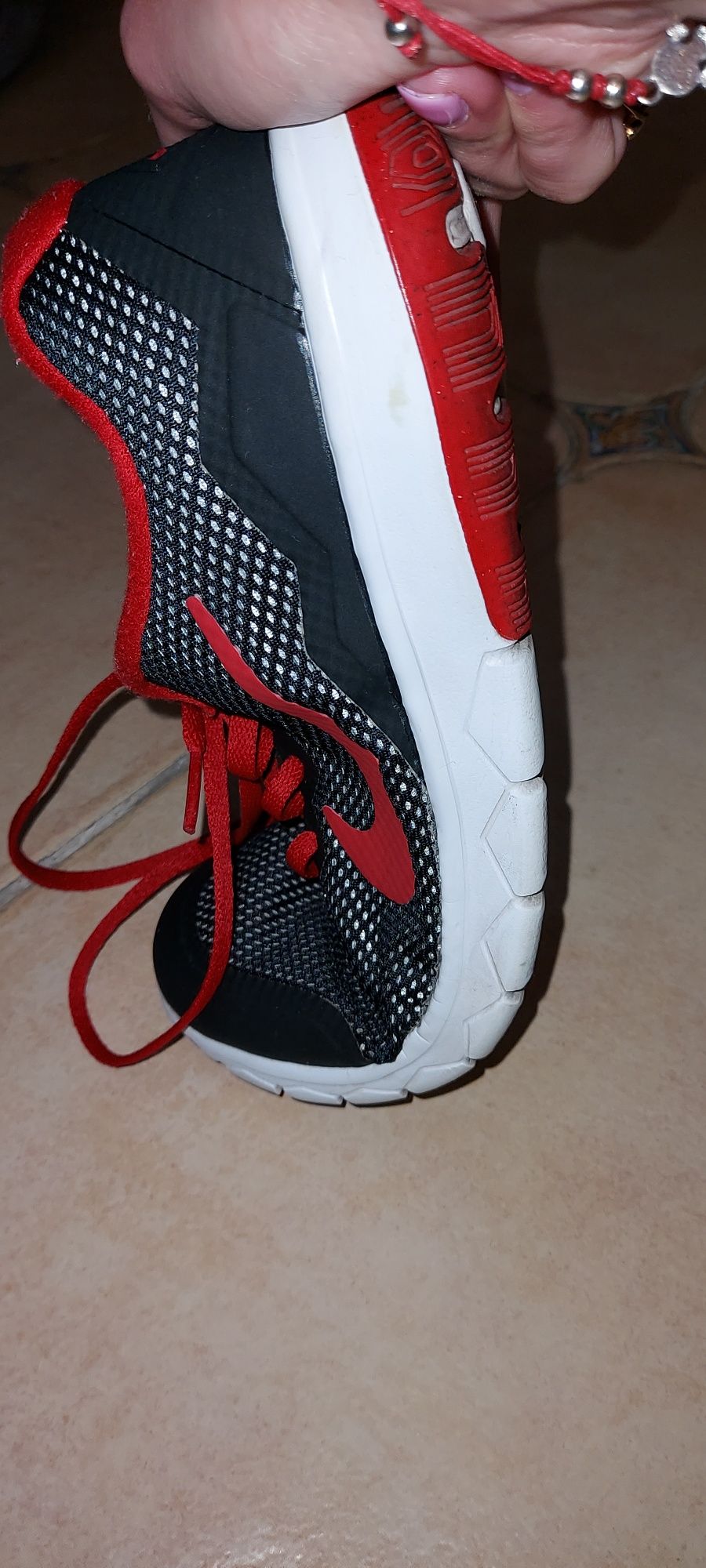 Летние кроссовки Nike 24 см