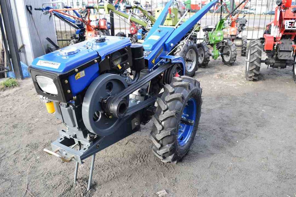 Мотоблок FORTE МД-81 LUX (8 к.с.) ручний старт! дизель!