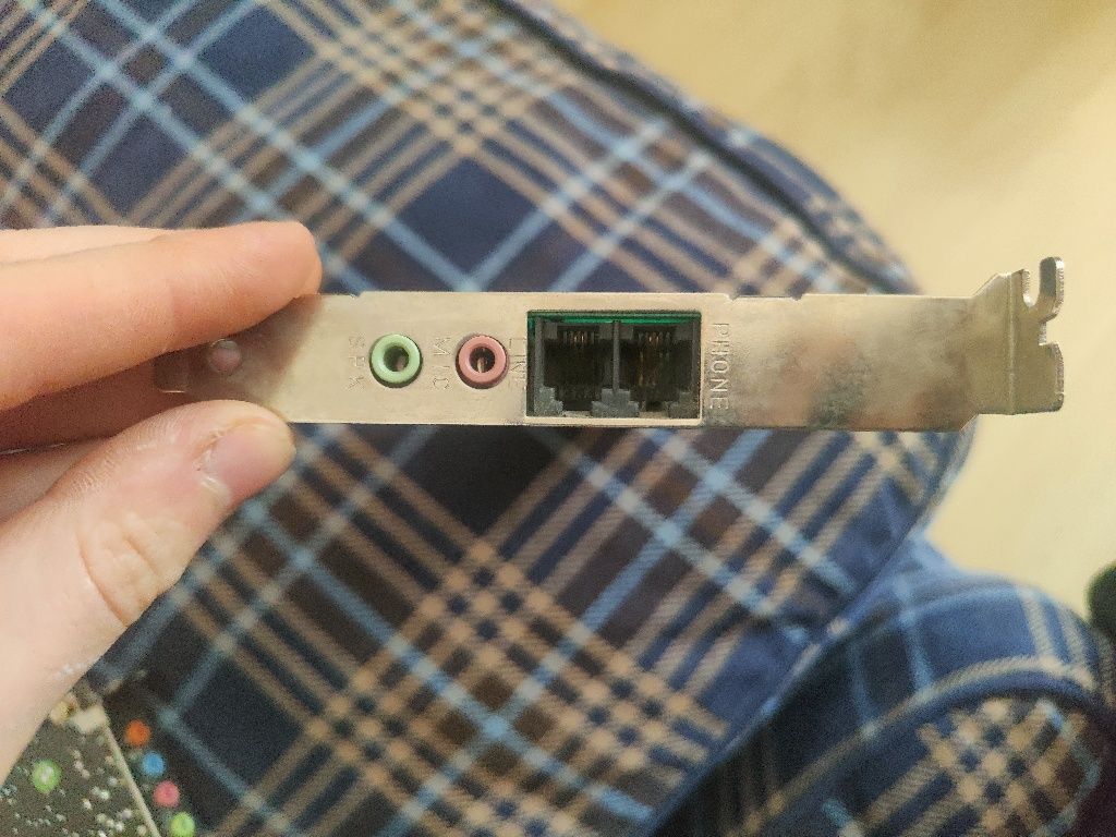 Sprzedam kartę telefoniczna do komputera