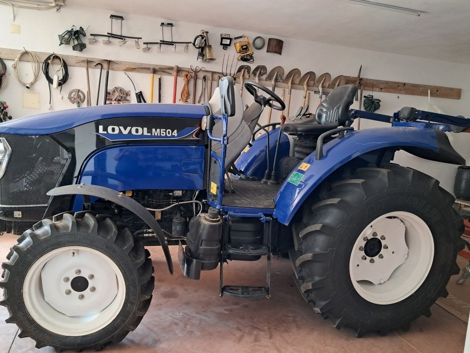 Trator Lovol M504