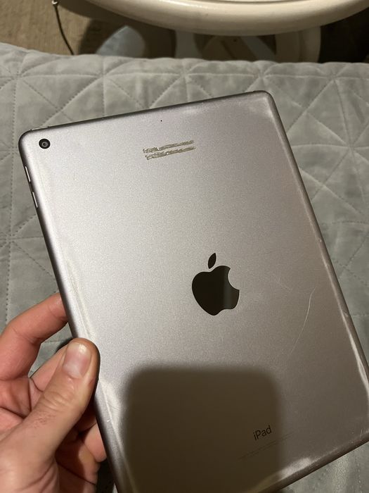 Продам Apple iPad 6 покоління 32Gb