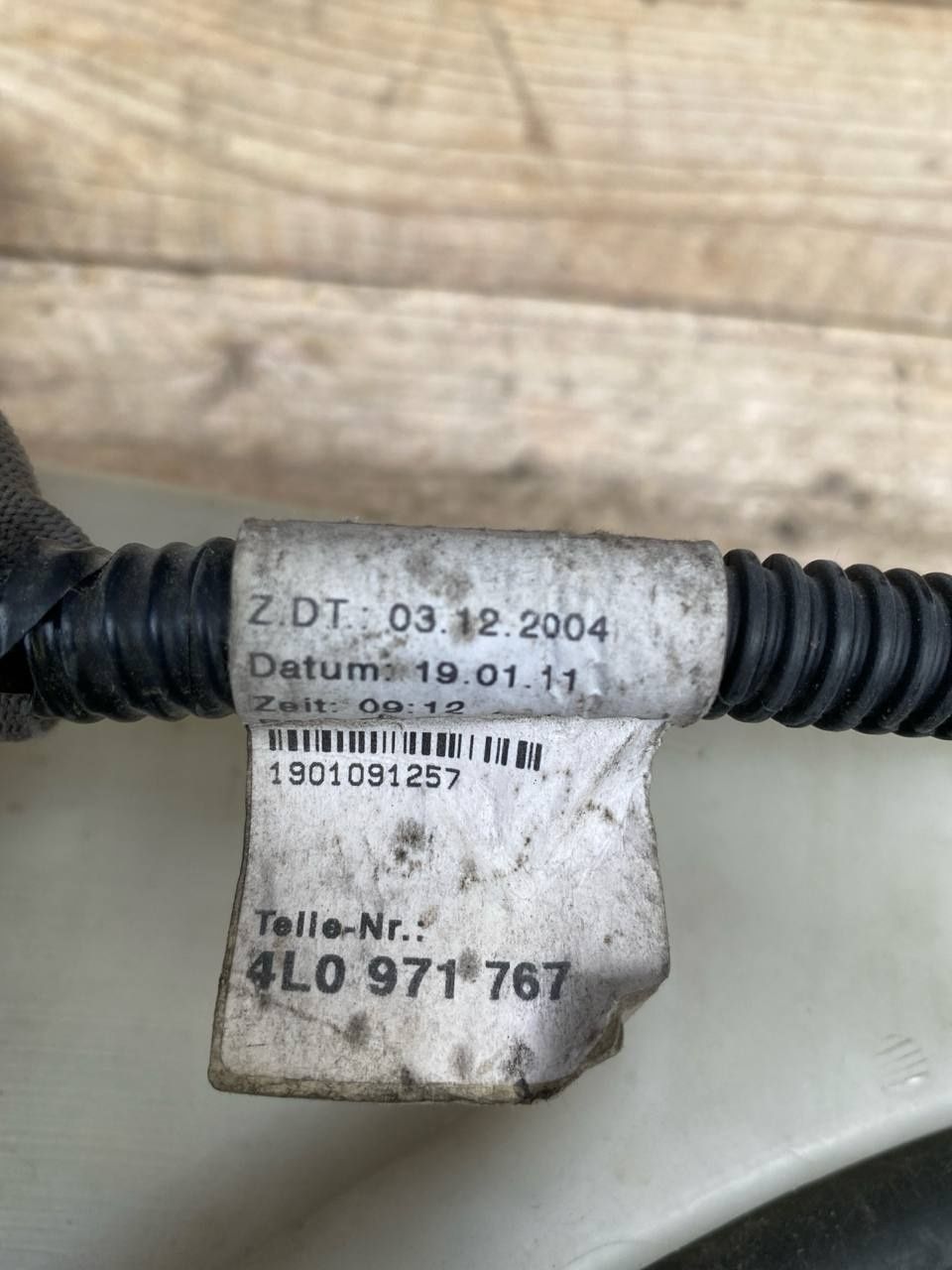 Audi q7 4l0 бачок омивача фар та скла 4l0955453d