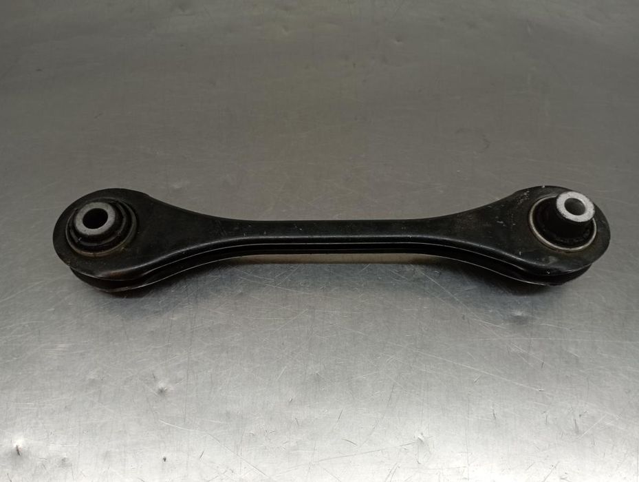 Braço de suspensão trás esquerdo AUDI A3 Sportback (8YA)